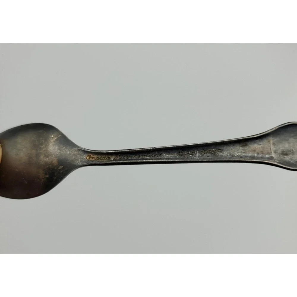 Vtg Oneida Silversmiths New York World's Fair 1964 Souvenir Spoon 3.75in tarnish